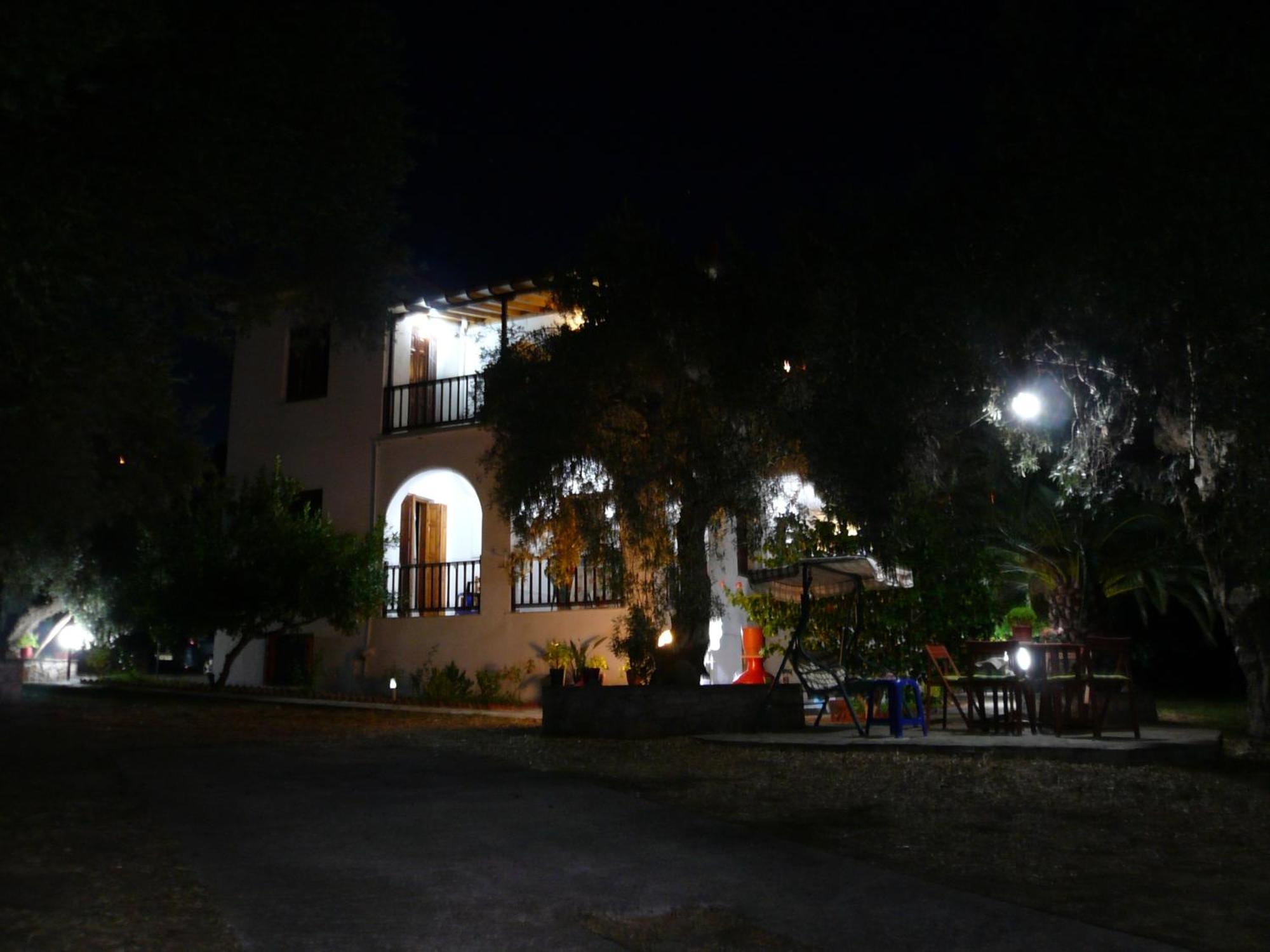 Liossis Rooms & Apartments Skopelos Eksteriør billede