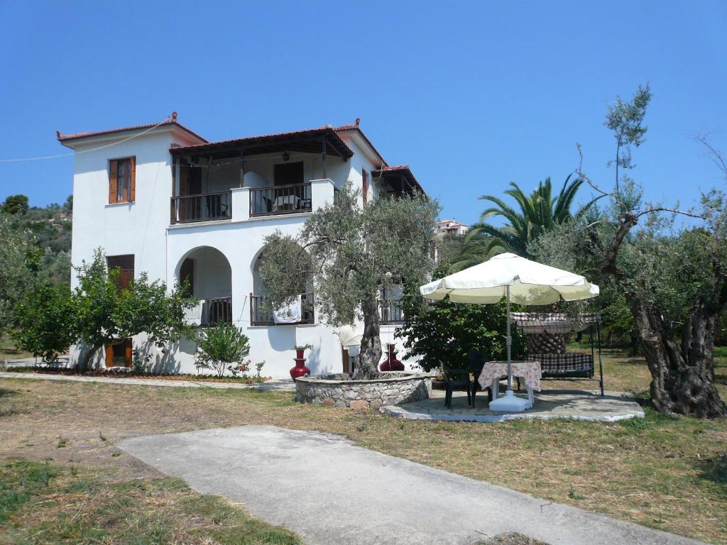 Liossis Rooms & Apartments Skopelos Eksteriør billede